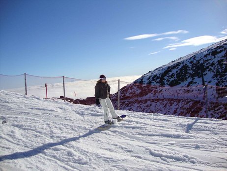 Snowboarding in Turoa