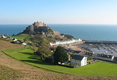 Jersey - Mont Orgueil & Goray Harbour
